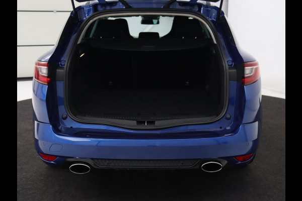 Renault Mégane 1.6 TCe GT | Head-Up | Stoelverwarming | Navigatie | Sfeerverlichting | BOSE Sound | Parkeerhulp | Full LED | Keyless | 18'' | Sportstoelen | Climate control | Bluetooth | Cruise control