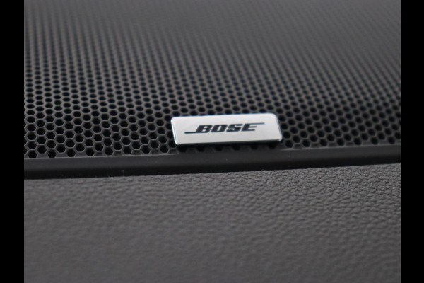 Renault Mégane 1.6 TCe GT | Head-Up | Stoelverwarming | Navigatie | Sfeerverlichting | BOSE Sound | Parkeerhulp | Full LED | Keyless | 18'' | Sportstoelen | Climate control | Bluetooth | Cruise control