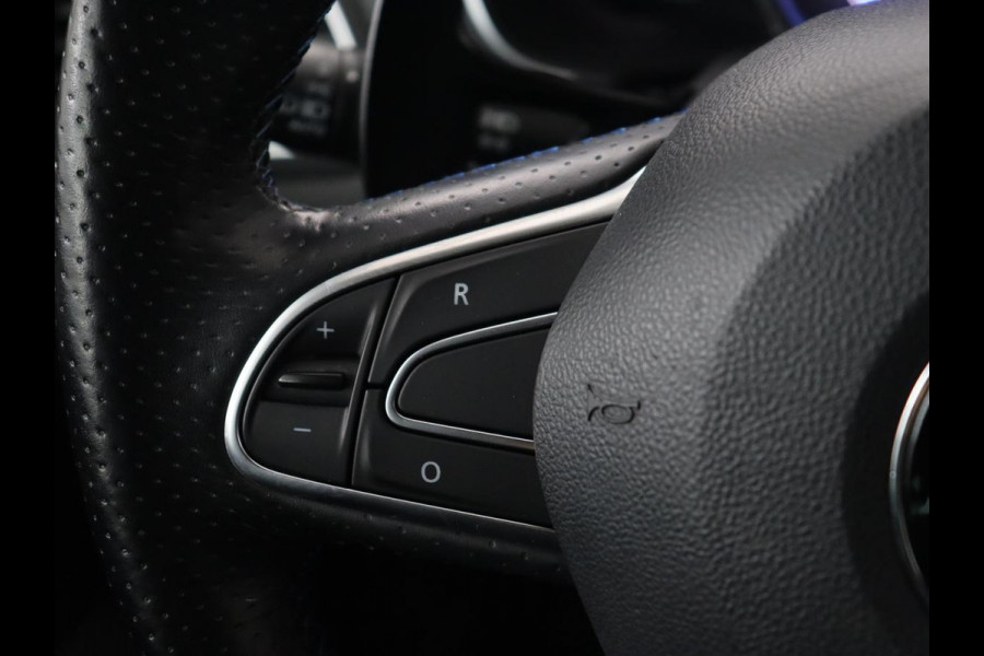 Renault Mégane 1.6 TCe GT | Head-Up | Stoelverwarming | Navigatie | Sfeerverlichting | BOSE Sound | Parkeerhulp | Full LED | Keyless | 18'' | Sportstoelen | Climate control | Bluetooth | Cruise control