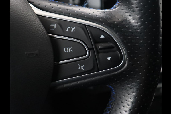 Renault Mégane 1.6 TCe GT | Head-Up | Stoelverwarming | Navigatie | Sfeerverlichting | BOSE Sound | Parkeerhulp | Full LED | Keyless | 18'' | Sportstoelen | Climate control | Bluetooth | Cruise control