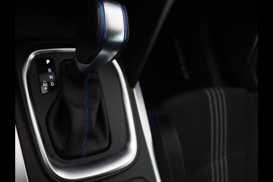 Renault Mégane 1.6 TCe GT | Head-Up | Stoelverwarming | Navigatie | Sfeerverlichting | BOSE Sound | Parkeerhulp | Full LED | Keyless | 18'' | Sportstoelen | Climate control | Bluetooth | Cruise control