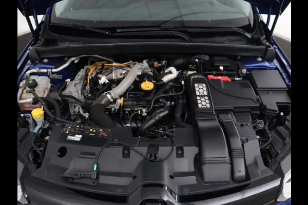 Renault Mégane 1.6 TCe GT | Head-Up | Stoelverwarming | Navigatie | Sfeerverlichting | BOSE Sound | Parkeerhulp | Full LED | Keyless | 18'' | Sportstoelen | Climate control | Bluetooth | Cruise control