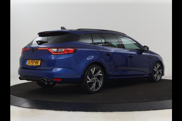 Renault Mégane 1.6 TCe GT | Head-Up | Stoelverwarming | Navigatie | Sfeerverlichting | BOSE Sound | Parkeerhulp | Full LED | Keyless | 18'' | Sportstoelen | Climate control | Bluetooth | Cruise control