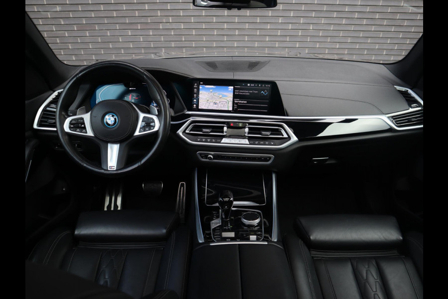 BMW X5 xDrive45e High Executive M Sport Pakket Automaat /  Live Cockpit Professional / Panoramadak / Driving Assistant Professional / Trekhaak / Luchtvering / Comfortstoelen / M Sportremsysteem / 21 Inch / Hifi / Parkeerhulpsysteem Plus