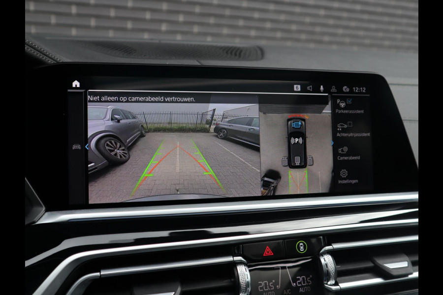 BMW X5 xDrive45e High Executive M Sport Pakket Automaat /  Live Cockpit Professional / Panoramadak / Driving Assistant Professional / Trekhaak / Luchtvering / Comfortstoelen / M Sportremsysteem / 21 Inch / Hifi / Parkeerhulpsysteem Plus