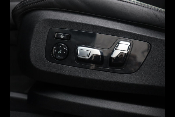 BMW X5 xDrive45e High Executive M Sport Pakket Automaat /  Live Cockpit Professional / Panoramadak / Driving Assistant Professional / Trekhaak / Luchtvering / Comfortstoelen / M Sportremsysteem / 21 Inch / Hifi / Parkeerhulpsysteem Plus