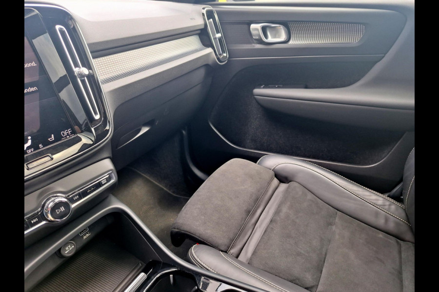 Volvo XC40 1.5 T4 Recharge R-Design | Trekhaak 1800kg | Pano | Leder Alcantara | Two Tone | (occasion)