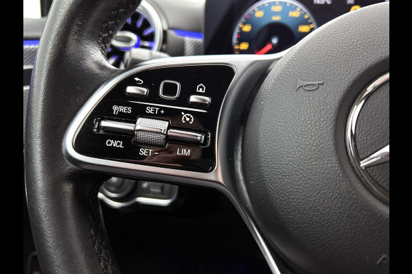 Mercedes-Benz A-Klasse 180 Business Solution Luxury Ledkoplampen | Achteruitrijcamera | Sfeerverlichting | Spiegelpakket. Inclusief 24 maanden Mercedes-Benz Certified garantie voor Europa.