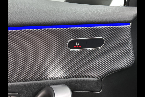 Mercedes-Benz A-Klasse 180 Business Solution Luxury Ledkoplampen | Achteruitrijcamera | Sfeerverlichting | Spiegelpakket. Inclusief 24 maanden Mercedes-Benz Certified garantie voor Europa.