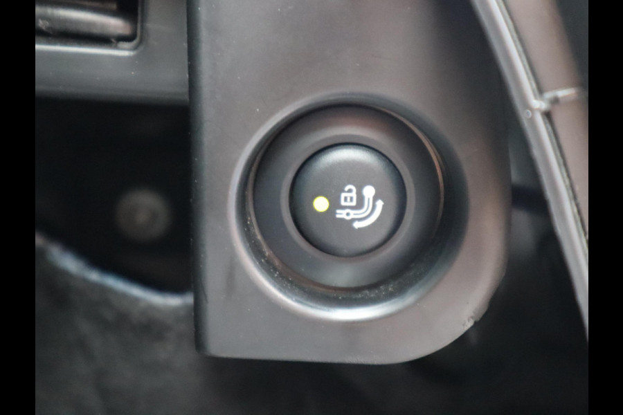 BMW X3 xDrive20i High Executive M Sport Pakket Automaat / Navigatiesysteem Professional / Trekhaak / Achteruitrijcamera / Leder / 20 Inch / Hifi / Shadow Line / Stoelverwarming / LED-koplampen / DAB+