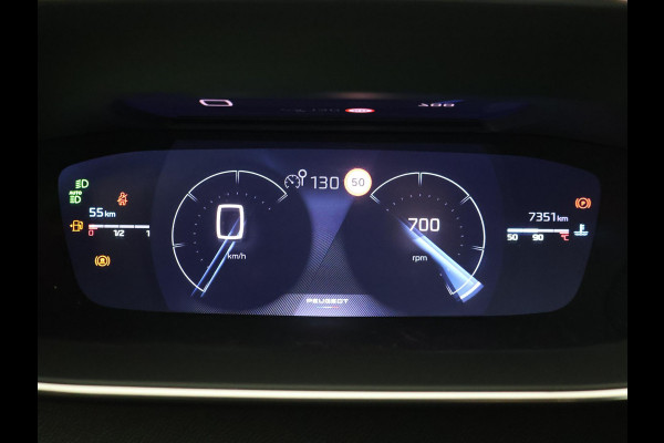 Peugeot 208 1.2 PT 100 PK GT + SPORTSTOELEN | 17 INCH | CAMERA | SFEERVERLICHTING | NAVIGATIE | CARPLAY | DAB