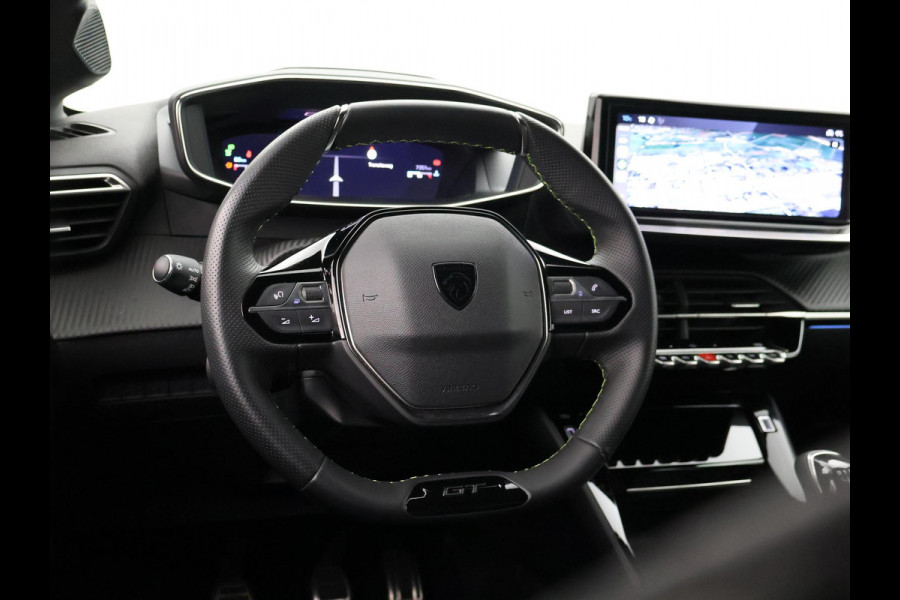 Peugeot 208 1.2 PT 100 PK GT + SPORTSTOELEN | 17 INCH | CAMERA | SFEERVERLICHTING | NAVIGATIE | CARPLAY | DAB