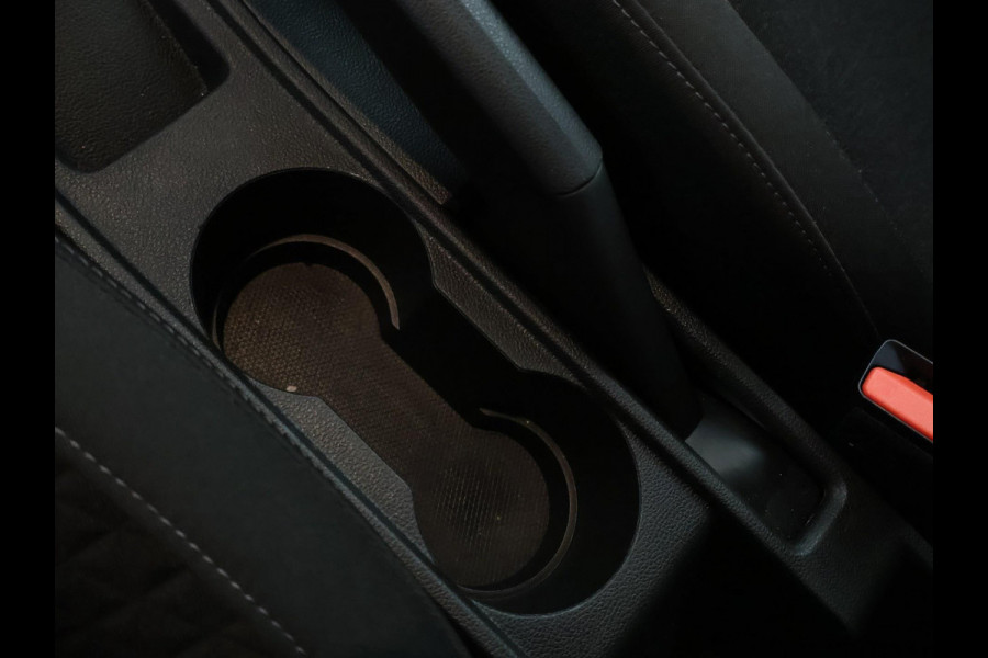 Renault Clio 1.0 TCe 90 Equilibre CarPlay | NAVI | Cruise Control