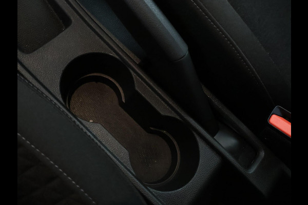 Renault Clio 1.0 TCe 90 Equilibre CarPlay | NAVI | Cruise Control