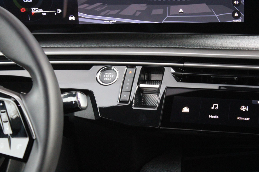 Peugeot 3008 1.2 Hybrid 145PK ALLURE | 360° CAMERA | KEYLESS ENTRY/START | STUUR VERWARMING | ALARM | DODEHOEK DETECTIE | 19" LICHTMETALEN VELGEN | NAVIGATIE | DRAADLOZE APPLE CARPLAY/ANDROID AUTO | ADAPTIVE CRUISE CONTROL | CLIAMTE CONTROL | PARKEERSENSOREN VOOR EN ACHTER |