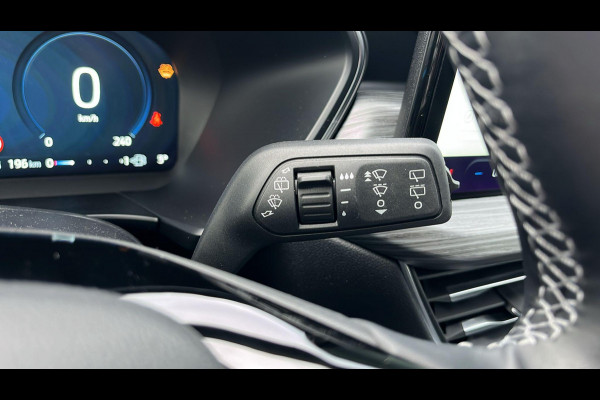 Ford Kuga 2.5 FHEV Active X | 190pk | Driver Assistance Pack | Technology Pack | Winterpack | Panoramadak | All Weather Banden | Geen stekker nodig