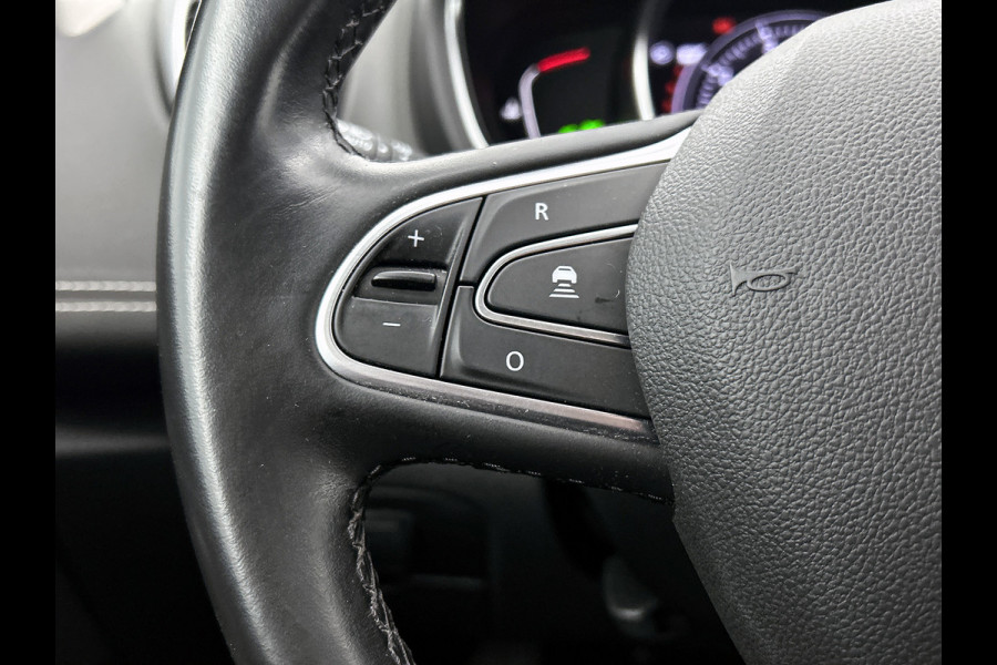 Renault Scénic 1.3 TCe 140PK EDC Bose | ADAPTIVE CRUISE | DEALER ONDERHOUDEN | CAMERA | ELEKTR. STOELEN | HEAD-UP | TREKHAAK WEGKLAPB