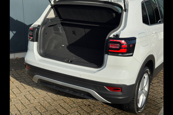 Volkswagen T-Cross 1.0 TSI Style * Carplay * Side Assist * Led * Adaptieve Cruise Control *