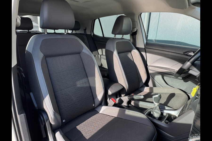 Volkswagen T-Cross 1.0 TSI Style * Carplay * Side Assist * Led * Adaptieve Cruise Control *