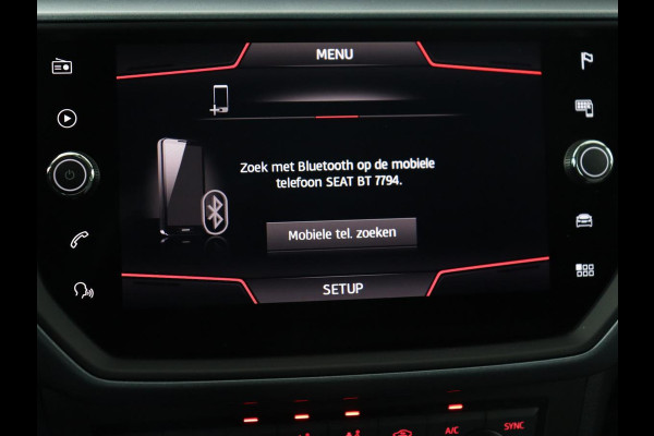 Seat Arona 1.0 TSI Style | Carplay | Navigatie | Parkeerhulp | Climate control | Cruise control | Bluetooth