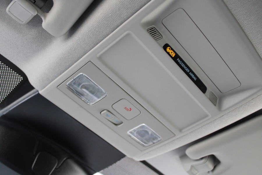 Ford Transit Custom 320 2.0 TDCI L2H1 Limited 150pk - Adaptive Cruise - Verwarmd stuur - Blind spot - Navigatie - Camera - Draadloos laden - Rijklaa