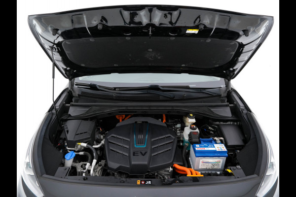 Kia e-Niro ExecutiveLine 64 kWh [ 3-Fase ] {SOH-100%} (INCL-BTW) Aut. *PANO | LUXURY-LEATHER | JBL-AUDIO | FULL-LED | NAVI-FULLMAP | DAB | ADAPTIVE-CRUISE | CAMERA | MEMORY-PACK | LANE-ASSIST | CCS-FASTLOADER | KEYLESS | DIGI-COCKPIT | 17"ALU*