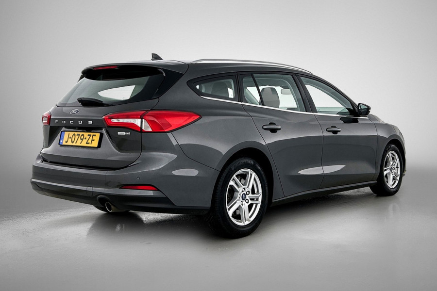 Ford FOCUS Wagon 1.0 EcoBoost Hybrid Edition Business (NAVIGATIE, CARPLAY, CAMERA, PARKEERSENSOREN, 1e EIGENAAR, GOED ONDERHOUDEN)