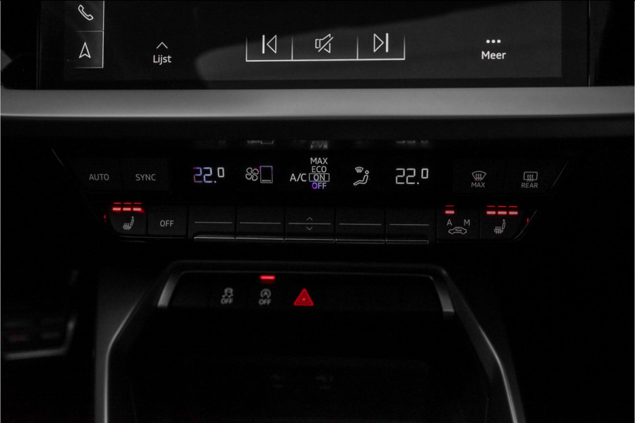 Audi A3 Sportback 30 TFSI S Edition Pano ACC Zwart Optiek Trekhaak