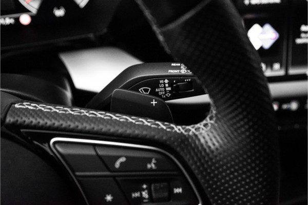 Audi A3 Sportback 30 TFSI S Edition Pano ACC Zwart Optiek Trekhaak