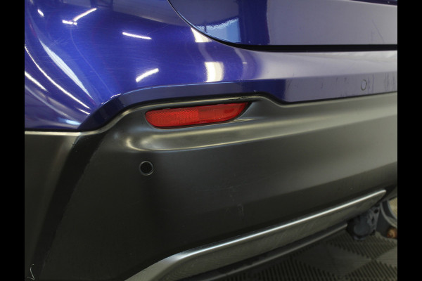 Nissan QASHQAI 1.3 DIG-T Design Edition 360CAMERA | PANODAK | CARPLAY | LED | STOELVERW | TREKHAAK | LMV18 | NAVI | CRUISE | CLIMATE