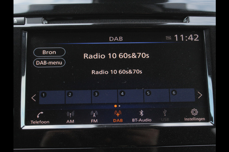 Nissan QASHQAI 1.3 DIG-T Design Edition 360CAMERA | PANODAK | CARPLAY | LED | STOELVERW | TREKHAAK | LMV18 | NAVI | CRUISE | CLIMATE