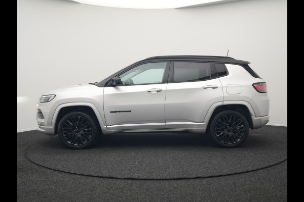 Jeep Compass 4xe 240 Electric S Plug In Hybrid 240pk PHEV | Adaptive Cruise | Camera | Lederen Sportstoelen Verwarmd | Apple Carplay | Stuur Verwarmd | Virtual | Keyless | Navigatie | DAB |