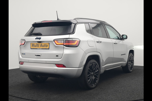 Jeep Compass 4xe 240 Electric S Plug In Hybrid 240pk PHEV | Adaptive Cruise | Camera | Lederen Sportstoelen Verwarmd | Apple Carplay | Stuur Verwarmd | Virtual | Keyless | Navigatie | DAB |