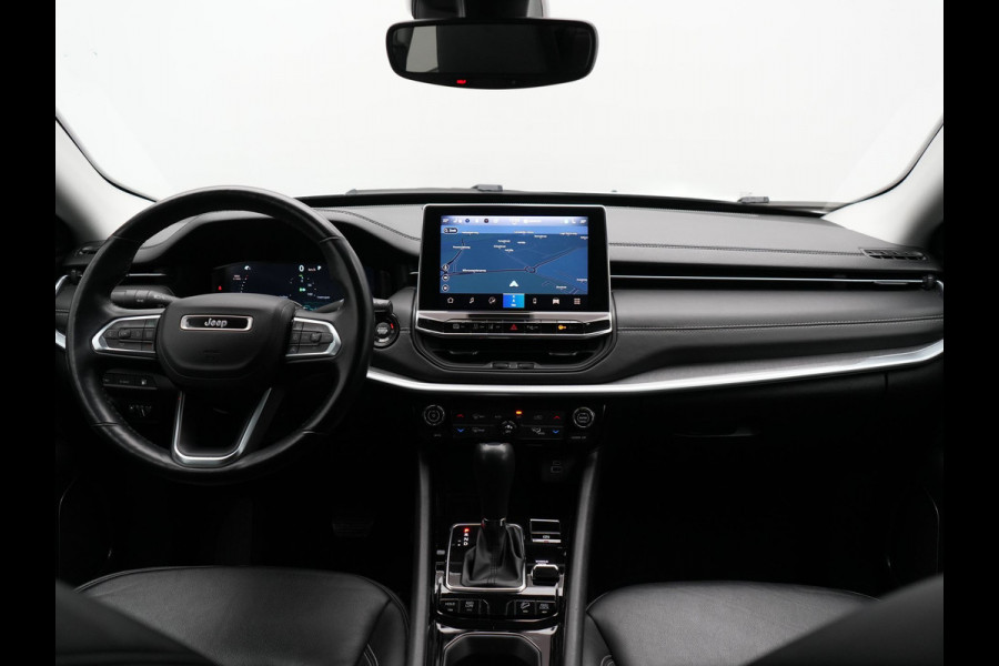 Jeep Compass 4xe 240 Electric S Plug In Hybrid 240pk PHEV | Adaptive Cruise | Camera | Lederen Sportstoelen Verwarmd | Apple Carplay | Stuur Verwarmd | Virtual | Keyless | Navigatie | DAB |