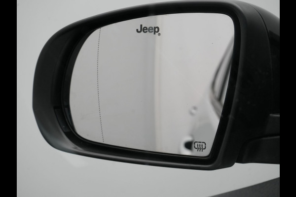 Jeep Compass 4xe 240 Electric S Plug In Hybrid 240pk PHEV | Adaptive Cruise | Camera | Lederen Sportstoelen Verwarmd | Apple Carplay | Stuur Verwarmd | Virtual | Keyless | Navigatie | DAB |