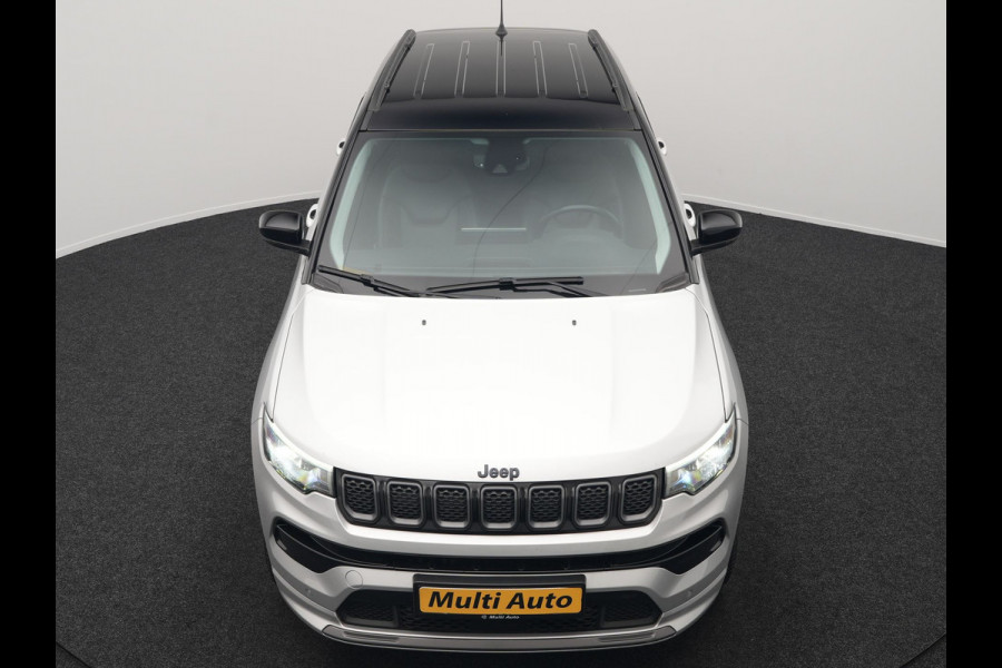 Jeep Compass 4xe 240 Electric S Plug In Hybrid 240pk PHEV | Adaptive Cruise | Camera | Lederen Sportstoelen Verwarmd | Apple Carplay | Stuur Verwarmd | Virtual | Keyless | Navigatie | DAB |