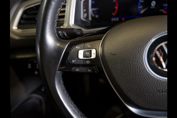 Volkswagen T-Roc 1.0 TSI Style Business / 110pk / Achteruitrij camera / Virtual cockpit /