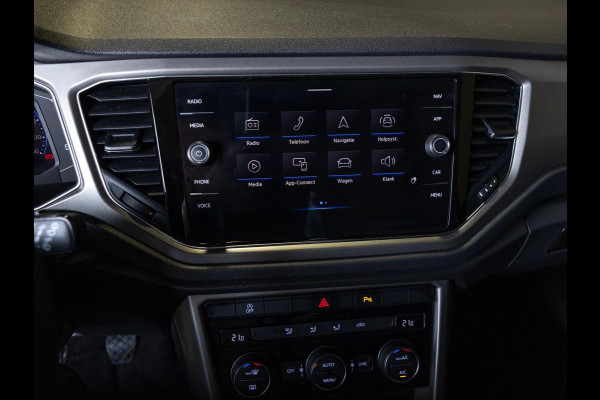 Volkswagen T-Roc 1.0 TSI Style Business / 110pk / Achteruitrij camera / Virtual cockpit /