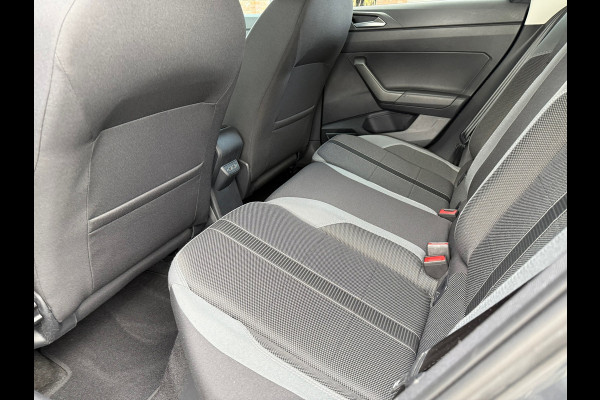 Volkswagen Polo 1.0 TSI 116PK Highline Business R - Automaat - Virt.Cockpit - Navi - Parkeerhulp - Org.NL