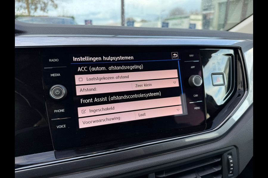 Volkswagen Polo 1.0 TSI 116PK Highline Business R - Automaat - Virt.Cockpit - Navi - Parkeerhulp - Org.NL