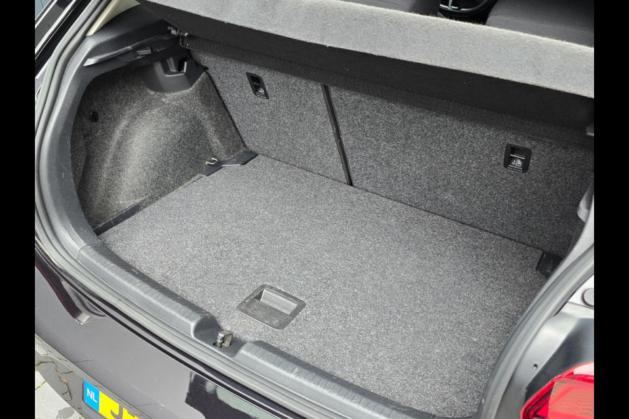 Volkswagen Polo 1.0 TSI Comfortline Business Camera/ACC/Carplay