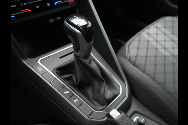 Volkswagen Polo 1.0 TSI 110pk DSG R-Line Business Navigatie Camera Stoelverwarming Acc 287