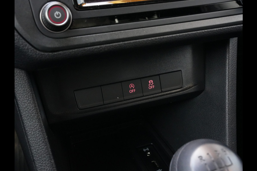 Volkswagen Caddy 2.0 TDI L1H1 BMT Comfortline | Navigatie | DAB | Cruise Control | Android/Apple Carplay