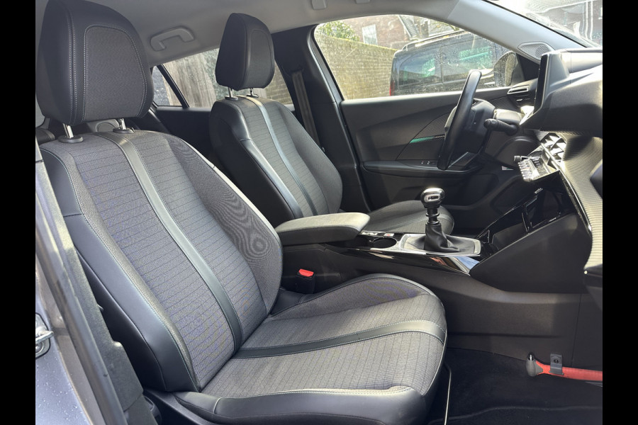 Peugeot 2008 1.2 PureTech Allure Pack CLIMA / CRUISE / NAVI / CARPLAY & ANDROID AUTO