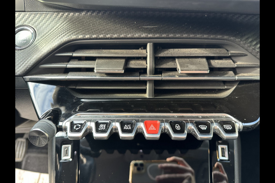 Peugeot 2008 1.2 PureTech Allure Pack CLIMA / CRUISE / NAVI / CARPLAY & ANDROID AUTO