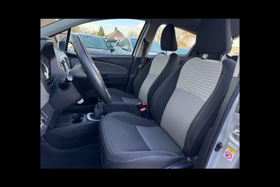 Toyota Yaris 1.5 VVT-i Aspiration - Dealer onderhouden -Navi