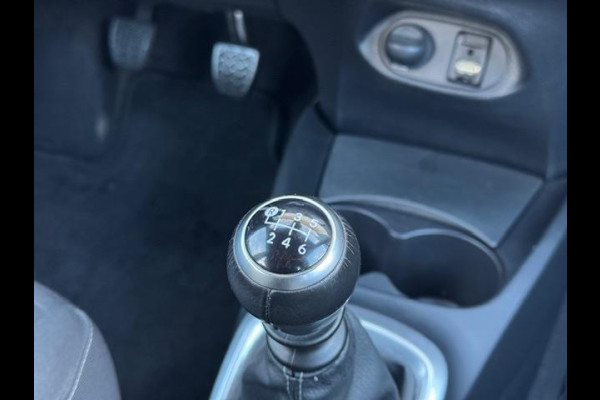Toyota Yaris 1.5 VVT-i Aspiration - Dealer onderhouden -Navi