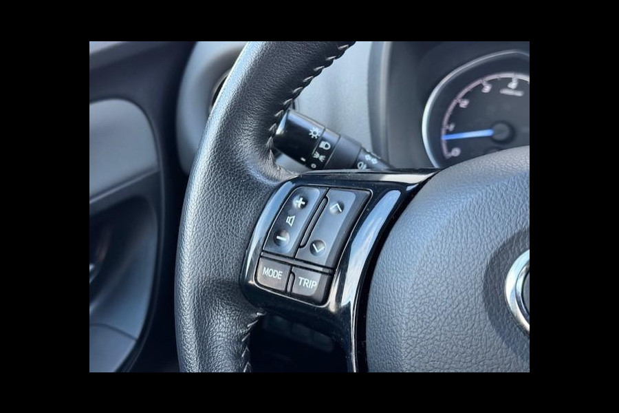 Toyota Yaris 1.5 VVT-i Aspiration - Dealer onderhouden -Navi