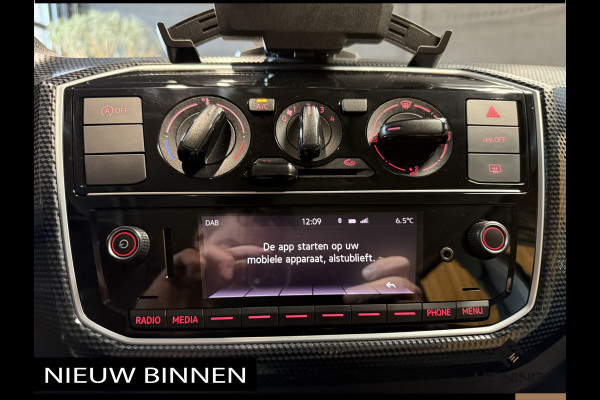 Volkswagen up! 1.0. Airco. DAB. Rijstrooksensor. NAP