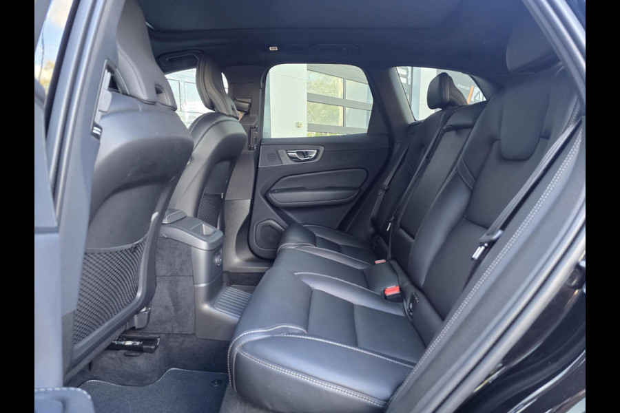 Volvo XC60 2.0 T8 Plug-in hybrid AWD R Design|Facelift!|PANO|HEADUP|HARMANKARDON